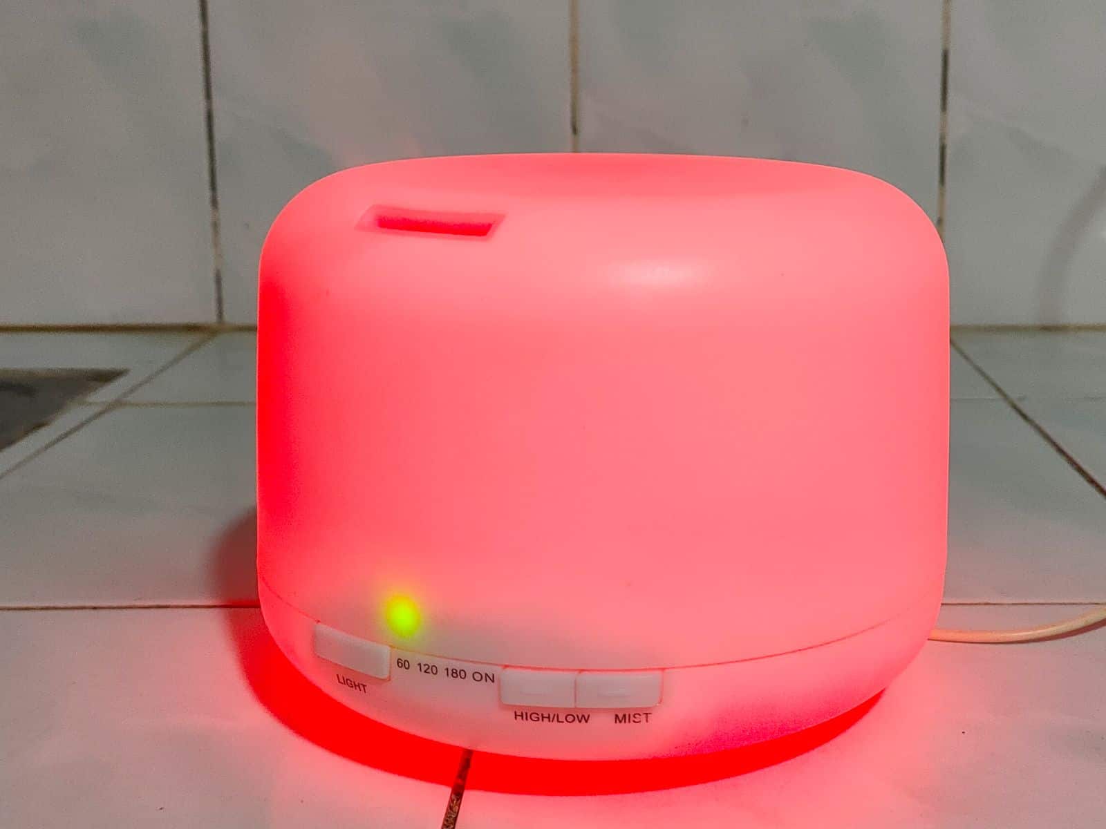 How to clean a humidifier.